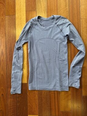 GREAT DEAL!! Lululemon Long Sleeve Ribbed Crew Neck Top - Light Purple
